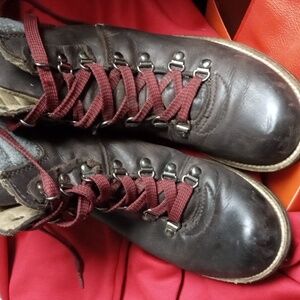 Kodiak dark brown leather boots